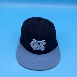 VINTAGE The King Embroidered CAROLINA UNC Tar Heels Hat